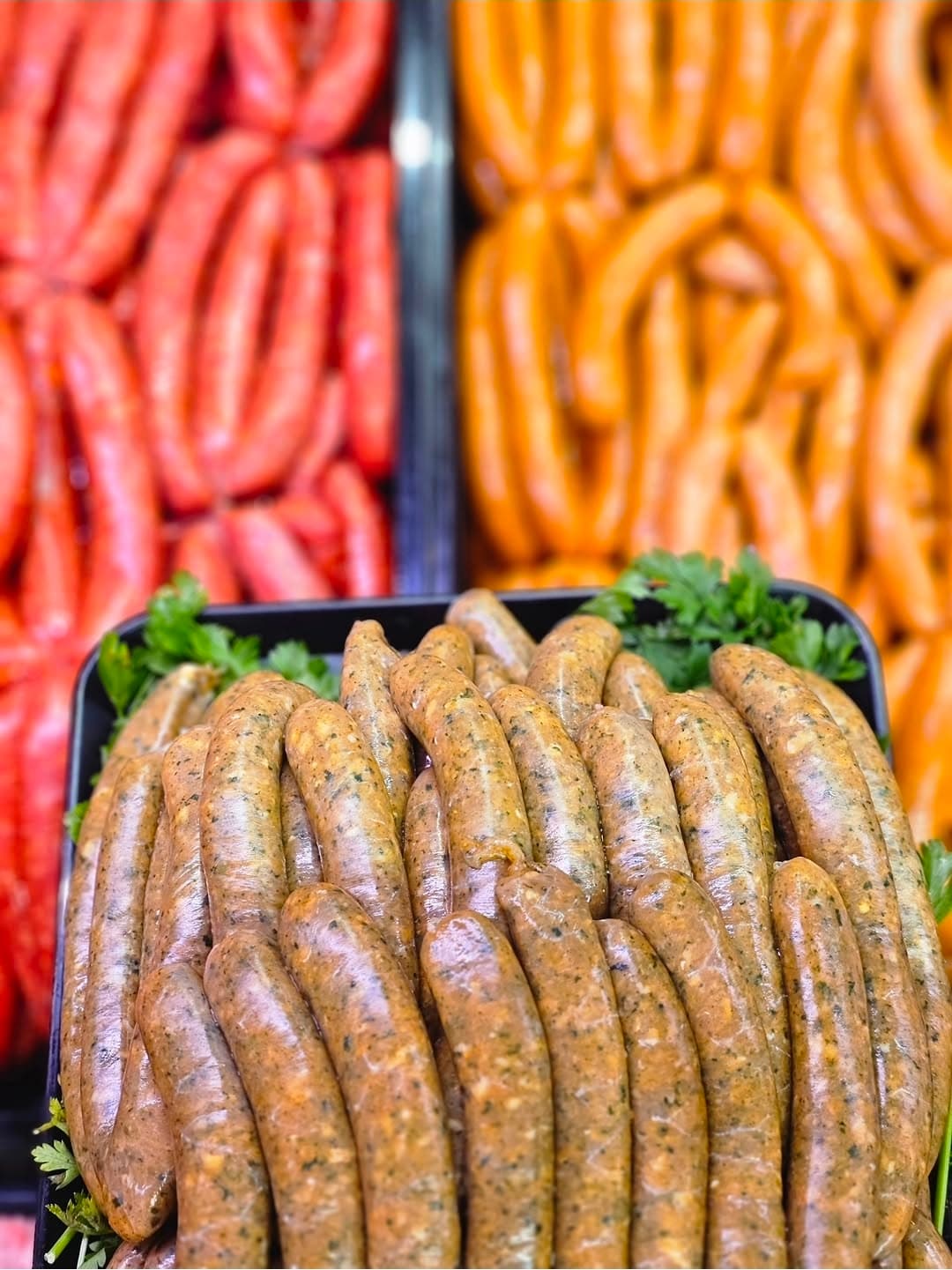 Assortiment verse worsten bij Supermarkt Meerwijk
